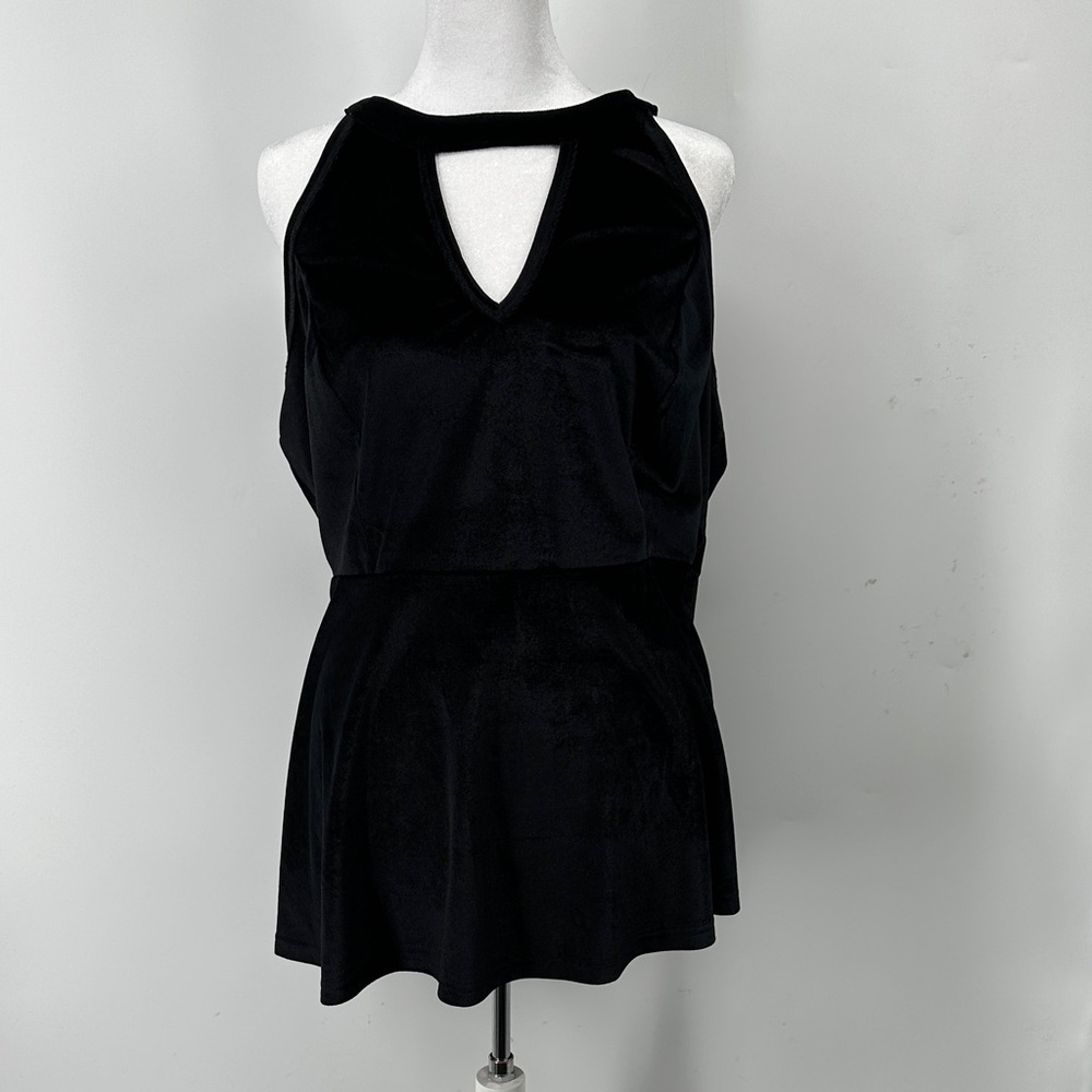 Torrid Black Velvet Keyhole Sleeveless peplum top